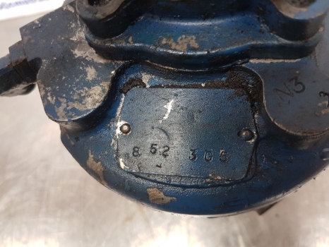 Ford 555 600, 10,1000 Ser Steering Pump E6nn3k514ea, E6nn3k514da, D8nn3k514eb - مضخة المقود - جرار: صورة 5 Ford 555 600, 10,1000 Ser Steering Pump E6nn3k514ea, E6nn3k514da, D8nn3k514eb - مضخة المقود - جرار: صورة 5