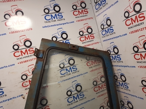 Ford 7600, 7710, 6600 Tw10, Tw20 Q Cab Door Right Assembly Rusty D8nn9420124bc - باب و قطع الغيار - جرار: صورة 4 Ford 7600, 7710, 6600 Tw10, Tw20 Q Cab Door Right Assembly Rusty D8nn9420124bc - باب و قطع الغيار - جرار: صورة 4