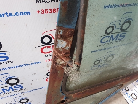 Ford 7710, 7700 Tw10, Tw20 Q Cab Door Left Assembly D8nn9420125bb, D8nn9420125bc - باب و قطع الغيار - جرار: صورة 5 Ford 7710, 7700 Tw10, Tw20 Q Cab Door Left Assembly D8nn9420125bb, D8nn9420125bc - باب و قطع الغيار - جرار: صورة 5