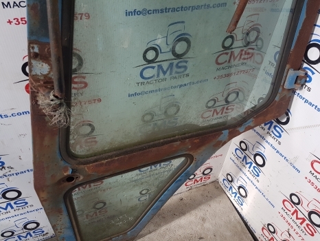 Ford 7710, 7700 Tw10, Tw20 Q Cab Door Left Assembly D8nn9420125bb, D8nn9420125bc - باب و قطع الغيار - جرار: صورة 4 Ford 7710, 7700 Tw10, Tw20 Q Cab Door Left Assembly D8nn9420125bb, D8nn9420125bc - باب و قطع الغيار - جرار: صورة 4