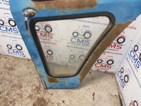 Ford 7710, 7910,tw10, Tw10 Q Cab Door Left Assembly D8nn9420125bc, D8nn9420125bb - باب و قطع الغيار - جرار: صورة 3 Ford 7710, 7910,tw10, Tw10 Q Cab Door Left Assembly D8nn9420125bc, D8nn9420125bb - باب و قطع الغيار - جرار: صورة 3