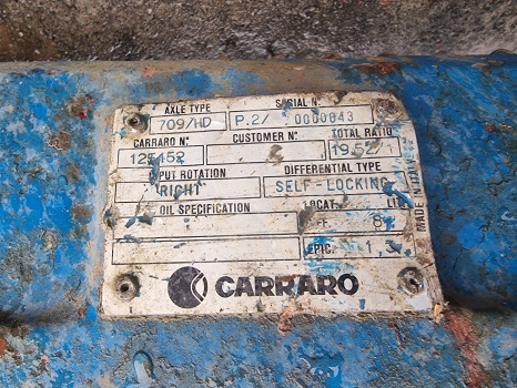 Ford 8240, 8340 Carraro 709/hd Front Axle Beam Housing With Differential 19015 - المحور و قطع الغيار: صورة 3 Ford 8240, 8340 Carraro 709/hd Front Axle Beam Housing With Differential 19015 - المحور و قطع الغيار: صورة 3