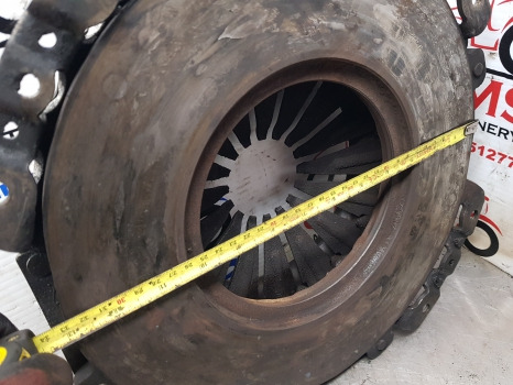 Ford New Holland 40, Ts Sl 12x12 7740 Clutch Pressure Plate 82011590, 133024510 - القابض و قطع الغيار - آلات زراعية: صورة 5 Ford New Holland 40, Ts Sl 12x12 7740 Clutch Pressure Plate 82011590, 133024510 - القابض و قطع الغيار - آلات زراعية: صورة 5
