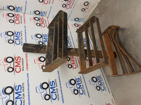 Ford New Holland 40, Ts ,ts110, 6640 Foot Step Assy Rhs 82008961,f0nn9420041bb - موطئ القدم - آلات زراعية: صورة 3 Ford New Holland 40, Ts ,ts110, 6640 Foot Step Assy Rhs 82008961,f0nn9420041bb - موطئ القدم - آلات زراعية: صورة 3
