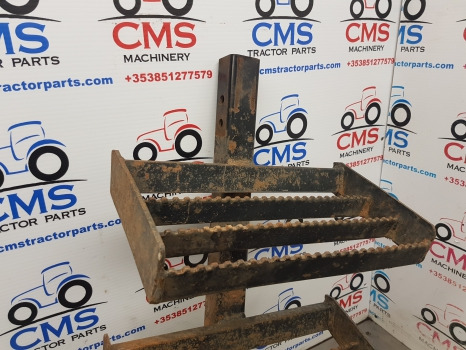 Ford New Holland 40, Ts ,ts110, 6640 Foot Step Assy Rhs 82008961,f0nn9420041bb - موطئ القدم - آلات زراعية: صورة 5 Ford New Holland 40, Ts ,ts110, 6640 Foot Step Assy Rhs 82008961,f0nn9420041bb - موطئ القدم - آلات زراعية: صورة 5