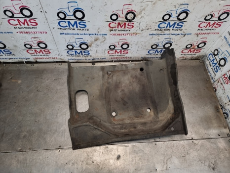 Ford New Holland 7740, 40 Series Rear Seat Floor Mat E9nn94130n23bh - الكابينة والداخلية: صورة 1 Ford New Holland 7740, 40 Series Rear Seat Floor Mat E9nn94130n23bh - الكابينة والداخلية: صورة 1