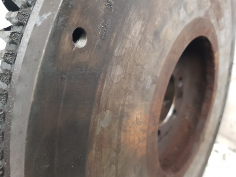 Ford New Holland 7740 Flywheel And Ring Gear E0nn6380ea, F1nn6375aa, F1nn6375aa - الحدافة: صورة 5 Ford New Holland 7740 Flywheel And Ring Gear E0nn6380ea, F1nn6375aa, F1nn6375aa - الحدافة: صورة 5