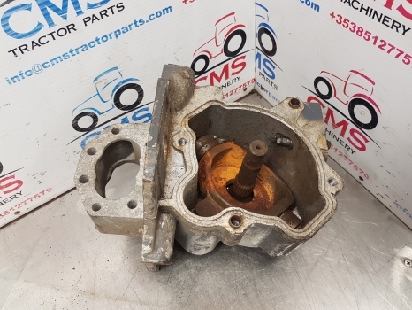 Ford New Holland 7840, 6640, 8240 Ts Hydraulic Pump Housing F0nn600cc, 82850804 - مضخة هيدروليكية - جرار: صورة 3 Ford New Holland 7840, 6640, 8240 Ts Hydraulic Pump Housing F0nn600cc, 82850804 - مضخة هيدروليكية - جرار: صورة 3