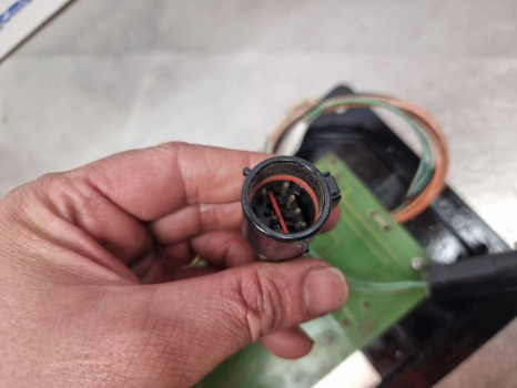 Ford New Holland Fiat 7840, 8160 Draft Control 82002538, F0nnt939ac, 92070082 - النظام الكهربائي: صورة 3 Ford New Holland Fiat 7840, 8160 Draft Control 82002538, F0nnt939ac, 92070082 - النظام الكهربائي: صورة 3