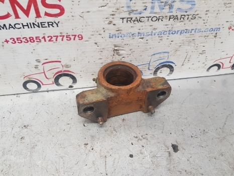 Ford New Holland Fiat 90-90 Front Axle Suspension Bracket 5140451, 5140452 - نظام التعليق - جرار: صورة 1 Ford New Holland Fiat 90-90 Front Axle Suspension Bracket 5140451, 5140452 - نظام التعليق - جرار: صورة 1
