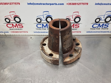 Ford Tw15, Tw10, Tw20, Wheel Wedges Pair Welded D6nn1n035a, D9nn1n036aa - الجنوط - جرار: صورة 1 Ford Tw15, Tw10, Tw20, Wheel Wedges Pair Welded D6nn1n035a, D9nn1n036aa - الجنوط - جرار: صورة 1