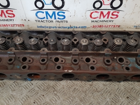 Ford Tw20, Tw30, 9700, Engine Head D9nn6090ca, D9nn6049gb, 87802116 - رأس أسطوانية - جرار: صورة 3 Ford Tw20, Tw30, 9700, Engine Head D9nn6090ca, D9nn6049gb, 87802116 - رأس أسطوانية - جرار: صورة 3