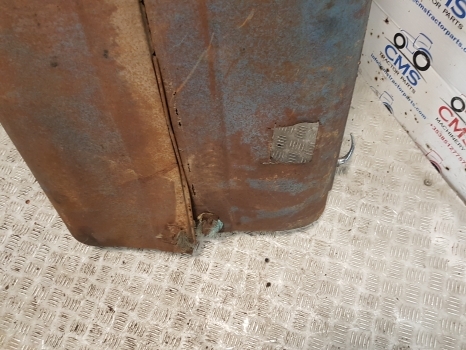 Fordson Major, Power Major, Super Major Engine Bonnet, Hood Assy E1addn16615d - غطاء السيارة - جرار: صورة 4 Fordson Major, Power Major, Super Major Engine Bonnet, Hood Assy E1addn16615d - غطاء السيارة - جرار: صورة 4