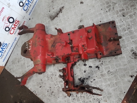 أجهزة هيدروليكية - جرار International 784, 785 Lift Cover 406003r22, 406003r32, 71710c1, 399885r11: صورة 1