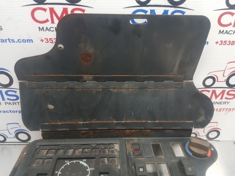 Jcb 2cx Cab Dashboard Interior Panel 142/00541 - لوحة العدادات - لودر ذو محراث خلفي/ باكهو: صورة 4 Jcb 2cx Cab Dashboard Interior Panel 142/00541 - لوحة العدادات - لودر ذو محراث خلفي/ باكهو: صورة 4