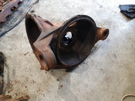 Jcb 531-70 Ps760 Transmission Housing 459/30414, 1406/0018, 459/m2756, 816/m2084 - علبة التروس و قطع الغيار - آلة رفع ونقل تلسكوبية: صورة 1 Jcb 531-70 Ps760 Transmission Housing 459/30414, 1406/0018, 459/m2756, 816/m2084 - علبة التروس و قطع الغيار - آلة رفع ونقل تلسكوبية: صورة 1