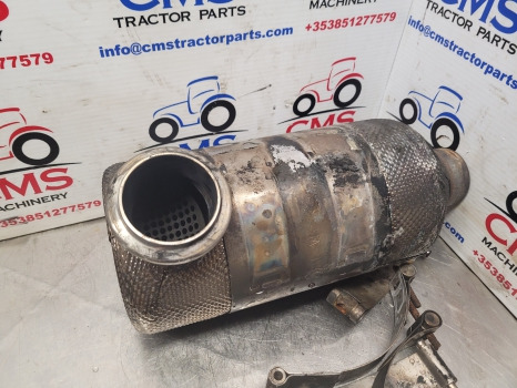 Jcb 542-70 Ag Catalytic Silencer 320/b6254 - علبة العادم/ نظام العادم: صورة 3 Jcb 542-70 Ag Catalytic Silencer 320/b6254 - علبة العادم/ نظام العادم: صورة 3