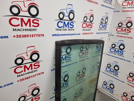 John Deere 3050, 50, 40, Sg2 Cab Door Glass With Seal Lhs L62577, L62575 - باب و قطع الغيار: صورة 3 John Deere 3050, 50, 40, Sg2 Cab Door Glass With Seal Lhs L62577, L62575 - باب و قطع الغيار: صورة 3