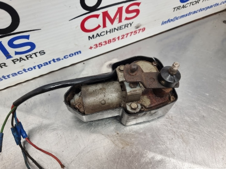 John Deere 3350, 30, 40 Series, Front Wiper Motor Al34846, 390211703 - مساحة الزجاج الأمامي: صورة 3 John Deere 3350, 30, 40 Series, Front Wiper Motor Al34846, 390211703 - مساحة الزجاج الأمامي: صورة 3