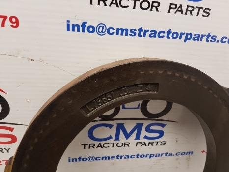 John Deere 6000, Se 6000l Series 6300, 6400 Brake Disc L75651, L114091 - أقراص المكابح - جرار: صورة 2 John Deere 6000, Se 6000l Series 6300, 6400 Brake Disc L75651, L114091 - أقراص المكابح - جرار: صورة 2