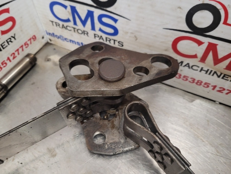 John Deere 6110, 6610, 6120, 6320, Hand Brake Band Kit Al81347, L80323, Al79293 - أجزاء الفرامل: صورة 4 John Deere 6110, 6610, 6120, 6320, Hand Brake Band Kit Al81347, L80323, Al79293 - أجزاء الفرامل: صورة 4
