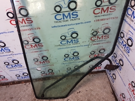 John Deere 6115m, 6000, 6010, 6020 Left Door Assembly  L169102, L213354, L77647 - باب و قطع الغيار - جرار: صورة 5 John Deere 6115m, 6000, 6010, 6020 Left Door Assembly  L169102, L213354, L77647 - باب و قطع الغيار - جرار: صورة 5