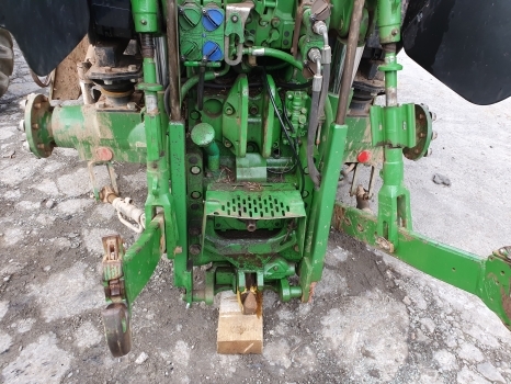 John Deere 6115m, 6430 Hydraulic Pick Up Hitch Assy Al229595, Al169076, Al169077 - قارنة التوصيل السريعة - جرار: صورة 1 John Deere 6115m, 6430 Hydraulic Pick Up Hitch Assy Al229595, Al169076, Al169077 - قارنة التوصيل السريعة - جرار: صورة 1