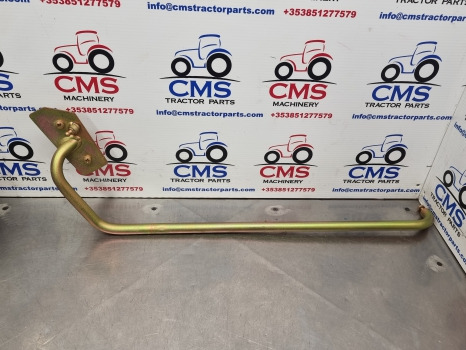 John Deere 6115m, 6m, 6010, 6020, 6030 Series Inner Door Handle Rhs Al78277 - باب و قطع الغيار: صورة 1 John Deere 6115m, 6m, 6010, 6020, 6030 Series Inner Door Handle Rhs Al78277 - باب و قطع الغيار: صورة 1