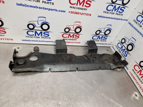 John Deere 6145, 6r Series, 6r 185 Radiator Carrier Support Al206124 - هيكل السيارة الخارجية: صورة 3 John Deere 6145, 6r Series, 6r 185 Radiator Carrier Support Al206124 - هيكل السيارة الخارجية: صورة 3
