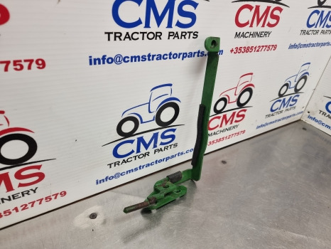 John Deere 6145r, 6m, 6r Series, Side Panel Hinge Lhs Al212813 - هيكل السيارة الخارجية: صورة 2 John Deere 6145r, 6m, 6r Series, Side Panel Hinge Lhs Al212813 - هيكل السيارة الخارجية: صورة 2