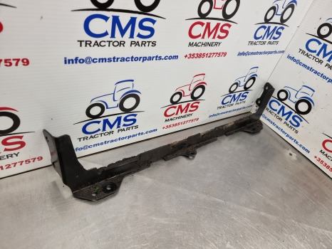 John Deere 6145r, 6r Series, Bbottom Front Hood Support L206141 - هيكل السيارة الخارجية: صورة 2 John Deere 6145r, 6r Series, Bbottom Front Hood Support L206141 - هيكل السيارة الخارجية: صورة 2