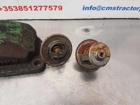 John Deere 6200, 6000j, 6000l, 6820, 6920 Thermostat Housing R106821 - ترموستات - آلات زراعية: صورة 2 John Deere 6200, 6000j, 6000l, 6820, 6920 Thermostat Housing R106821 - ترموستات - آلات زراعية: صورة 2