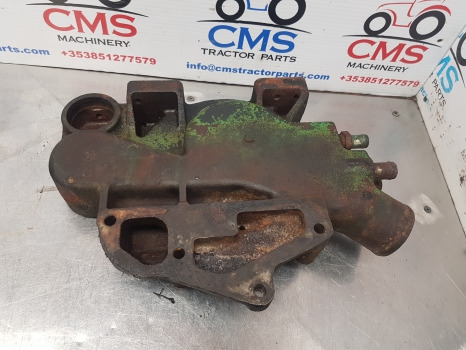 مضخة المبرد - آلات زراعية John Deere 6200, 6400, 6300, 7700, 7800 Water Pump Housing R102849: صورة 6