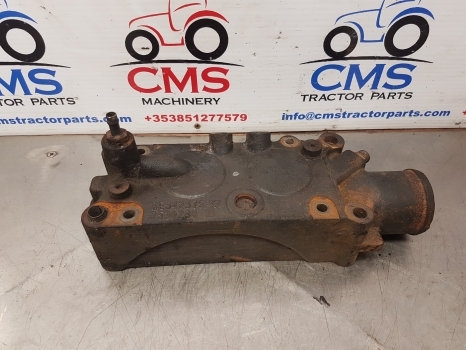 John Deere 6210r Thermostat Cover Re563647, R542035, Re542575, R530238 - ترموستات - جرار: صورة 1 John Deere 6210r Thermostat Cover Re563647, R542035, Re542575, R530238 - ترموستات - جرار: صورة 1