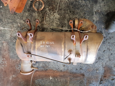 John Deere 6215r, 6r, 6m Series, Engine Converter Catalyser Dz109648 - علبة العادم/ نظام العادم: صورة 1 John Deere 6215r, 6r, 6m Series, Engine Converter Catalyser Dz109648 - علبة العادم/ نظام العادم: صورة 1