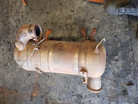 John Deere 6215r, 6r, 6m Series, Engine Converter Catalyser Dz109648 - علبة العادم/ نظام العادم: صورة 5 John Deere 6215r, 6r, 6m Series, Engine Converter Catalyser Dz109648 - علبة العادم/ نظام العادم: صورة 5