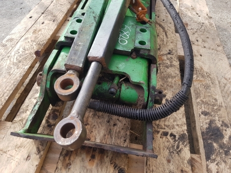 John Deere 6920, 6820, 6810, 6910 Pick Up Hitch Frame Al229594, Al220949 - قارنة التوصيل السريعة - آلات زراعية: صورة 5 John Deere 6920, 6820, 6810, 6910 Pick Up Hitch Frame Al229594, Al220949 - قارنة التوصيل السريعة - آلات زراعية: صورة 5