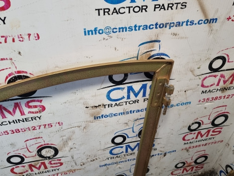 Kramer Kt407 Cab Door Windows Top Frame, Zinc Electroplating - باب و قطع الغيار: صورة 5 Kramer Kt407 Cab Door Windows Top Frame, Zinc Electroplating - باب و قطع الغيار: صورة 5