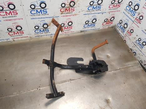 رفرف Kubota M5092 Front Axle Mudguard Bracket Lhs Assy: صورة 8