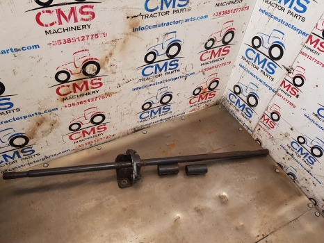 Landini Mythos 100, 900 Front Axle Drive Shaft 3652884m2, 3547684m91, 3547682m91 - لمحور الأمامي: صورة 1 Landini Mythos 100, 900 Front Axle Drive Shaft 3652884m2, 3547684m91, 3547682m91 - لمحور الأمامي: صورة 1