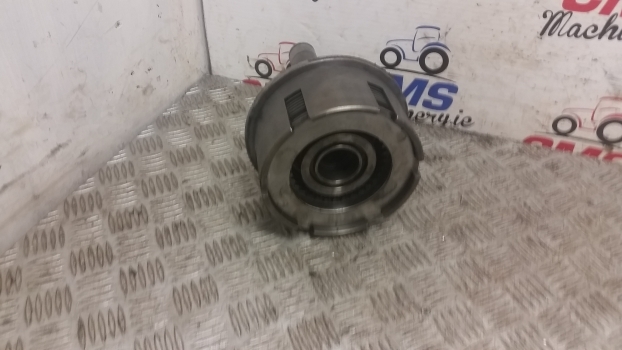 Landini Mythos Series 115 Pto Clutch Pack And Shaft 3654006m1, 3648394m2 - نقل الحركة - جرار: صورة 3 Landini Mythos Series 115 Pto Clutch Pack And Shaft 3654006m1, 3648394m2 - نقل الحركة - جرار: صورة 3