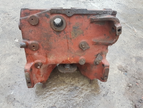 محور - لودر ذو محراث خلفي/ باكهو Massey Ferguson 50b, 100, 200, 300, 500 Series Front Axle Casting 1684290m1: صورة 7