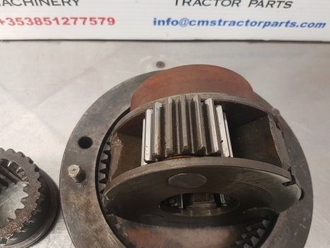 Massey Ferguson 50b, Mf50b Transmission Planetary Reduction Assembly - نقل الحركة - لودر ذو محراث خلفي/ باكهو: صورة 5 Massey Ferguson 50b, Mf50b Transmission Planetary Reduction Assembly - نقل الحركة - لودر ذو محراث خلفي/ باكهو: صورة 5