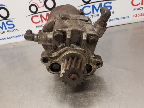 Massey Ferguson 50e, 690, 670 Steering Pump 35104550, 1691156m93, 1666726m91 - مضخة المقود - جرار: صورة 2 Massey Ferguson 50e, 690, 670 Steering Pump 35104550, 1691156m93, 1666726m91 - مضخة المقود - جرار: صورة 2