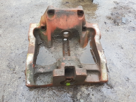 Massey Ferguson 50h, 50hx, Front Axle Casting 3510463m1 - لمحور الأمامي - لودر ذو محراث خلفي/ باكهو: صورة 2 Massey Ferguson 50h, 50hx, Front Axle Casting 3510463m1 - لمحور الأمامي - لودر ذو محراث خلفي/ باكهو: صورة 2