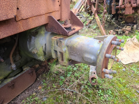Massey Ferguson 5450 Rear Half Axle Lhs 3067118 - المحور الخلفي - آلات زراعية: صورة 1 Massey Ferguson 5450 Rear Half Axle Lhs 3067118 - المحور الخلفي - آلات زراعية: صورة 1
