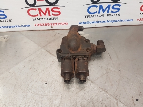 صمام هيدروليكي - جرار Massey Ferguson 5455 Hydraulic Pressure Valve Body 3794879m3: صورة 6