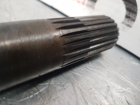 Massey Ferguson 6100, 6200 Series 6160 Pto Drive Shaft 3790264m2, 3790264m1 - نصف رمح - جرار: صورة 3 Massey Ferguson 6100, 6200 Series 6160 Pto Drive Shaft 3790264m2, 3790264m1 - نصف رمح - جرار: صورة 3