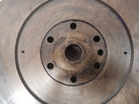 Massey Ferguson 65 Mk1 Engine Flywheel Mf65 - الحدافة - جرار: صورة 3 Massey Ferguson 65 Mk1 Engine Flywheel Mf65 - الحدافة - جرار: صورة 3