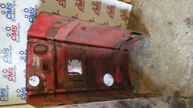 Massey Ferguson 690 Engine Hood Bonnet Assy 1680651m91, 1680650m91, 1680651m91 - غطاء السيارة - جرار: صورة 3 Massey Ferguson 690 Engine Hood Bonnet Assy 1680651m91, 1680650m91, 1680651m91 - غطاء السيارة - جرار: صورة 3